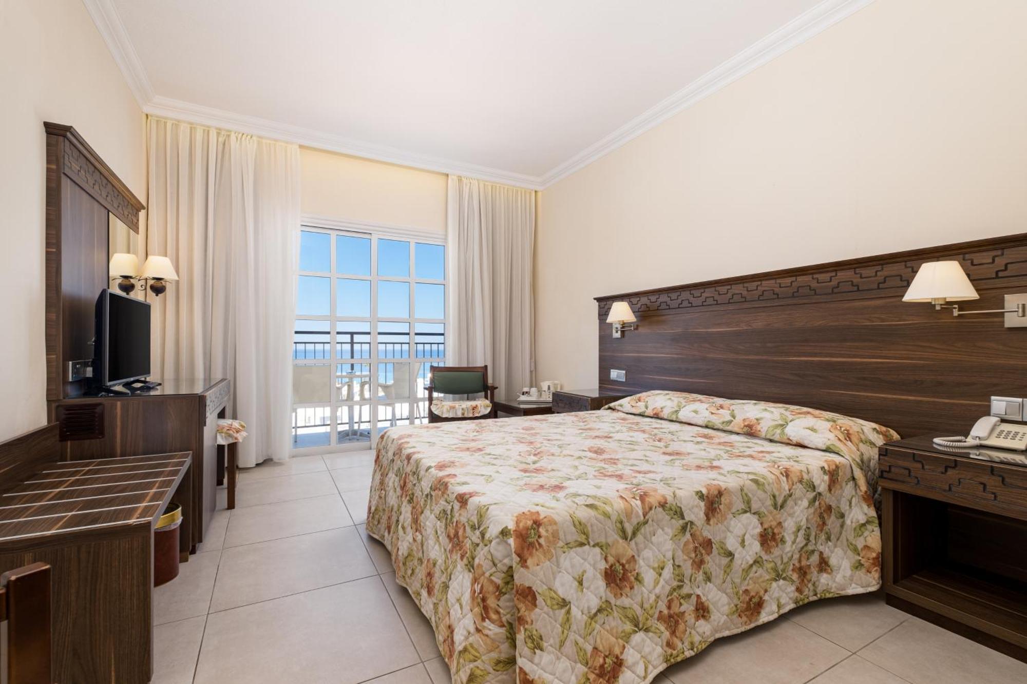 Anais Bay Hotel Protaras Bagian luar foto
